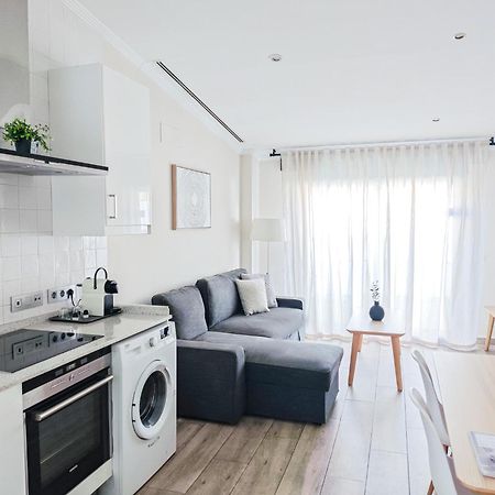 Azz Sevilla Torre De La Plata Apartamentos Kültér fotó