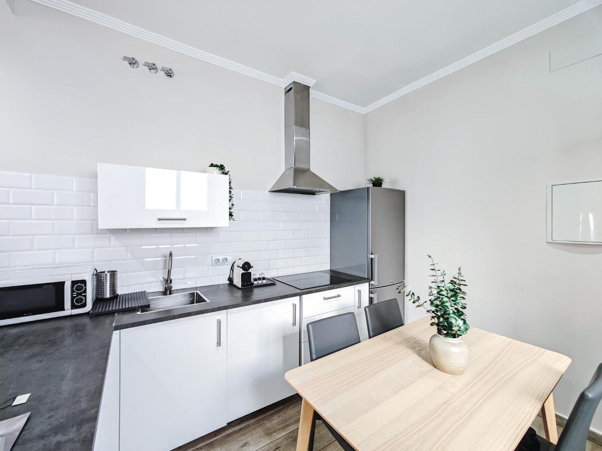 Azz Sevilla Torre De La Plata Apartamentos Kültér fotó